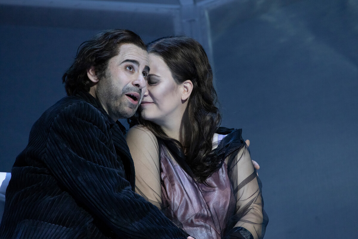 Szenenfoto aus La Boheme im Anhaltischen Theater Dessau, Foto Claudia Heysel